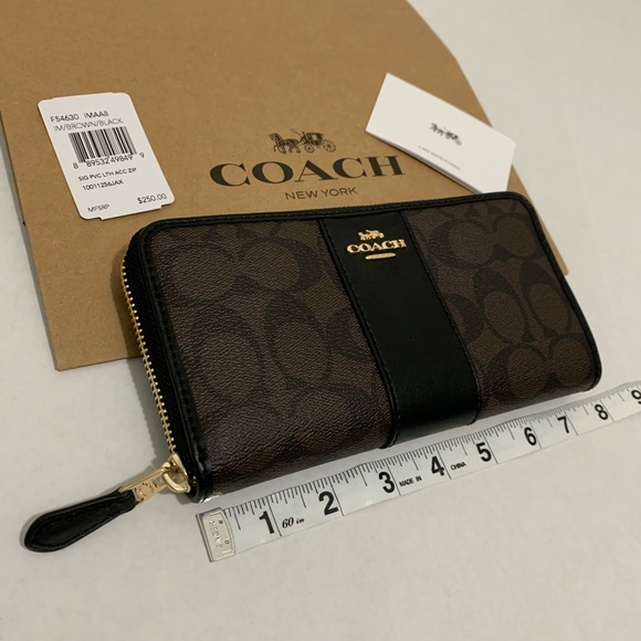 Coach Handbags - Coach Zip Around Wallet Brand New